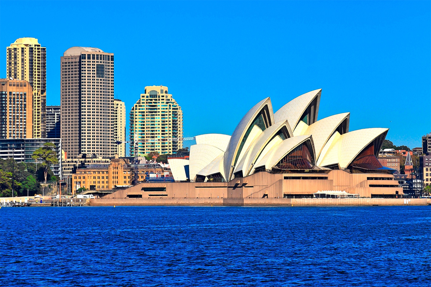 オーストラリア